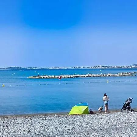 Nice - Plage Jolie Studio En Bord De Mer Apartment *