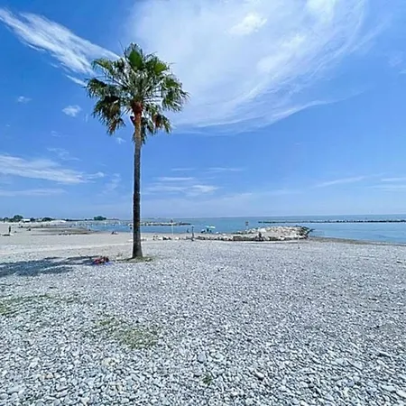 Apartment Nice - Plage Jolie Studio En Bord De Mer